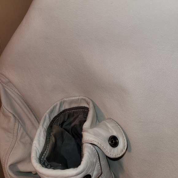 White leather Jacket - Picture 9 of 9